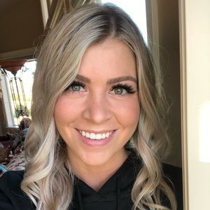 Meet your Posher, Kaitie